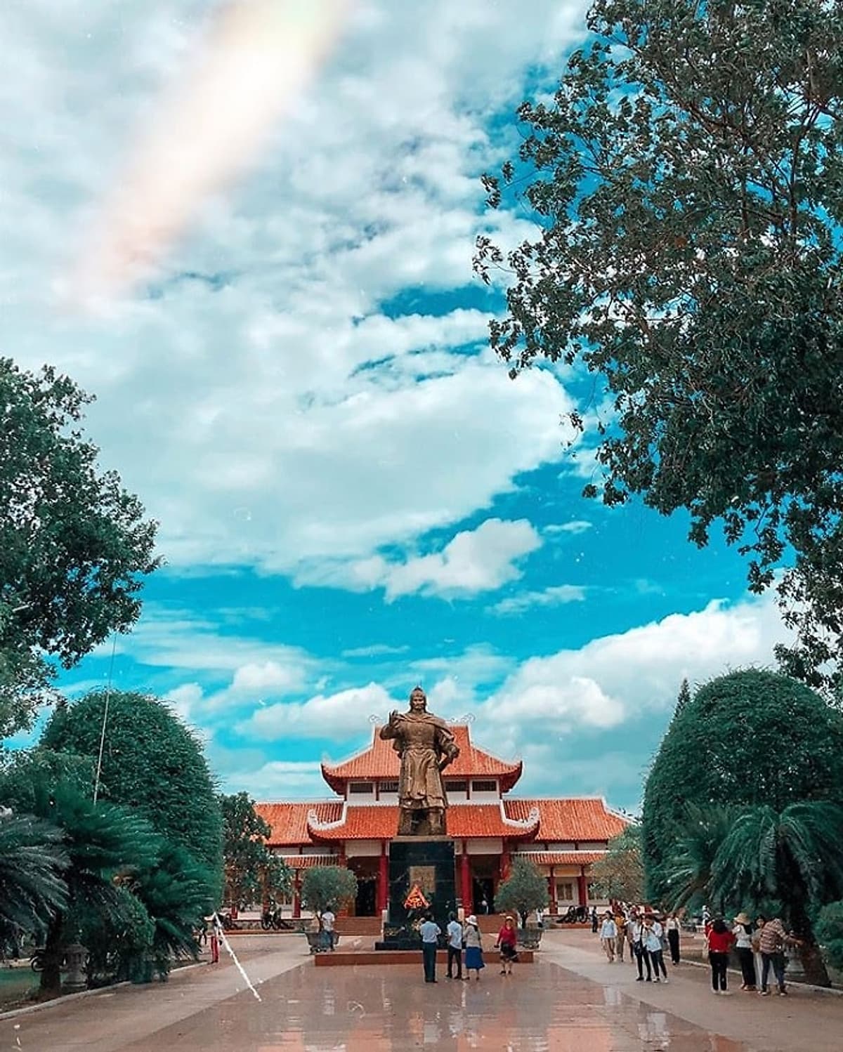 KHÁM PHÁ TÂY SƠN TAM KIỆT