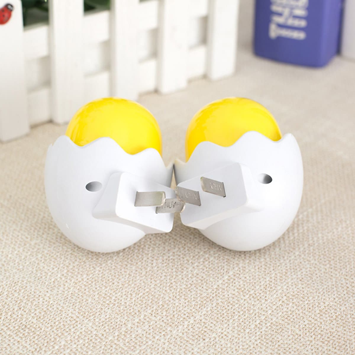Đèn Ngủ Cảm Ứng Hình Quả Trứng