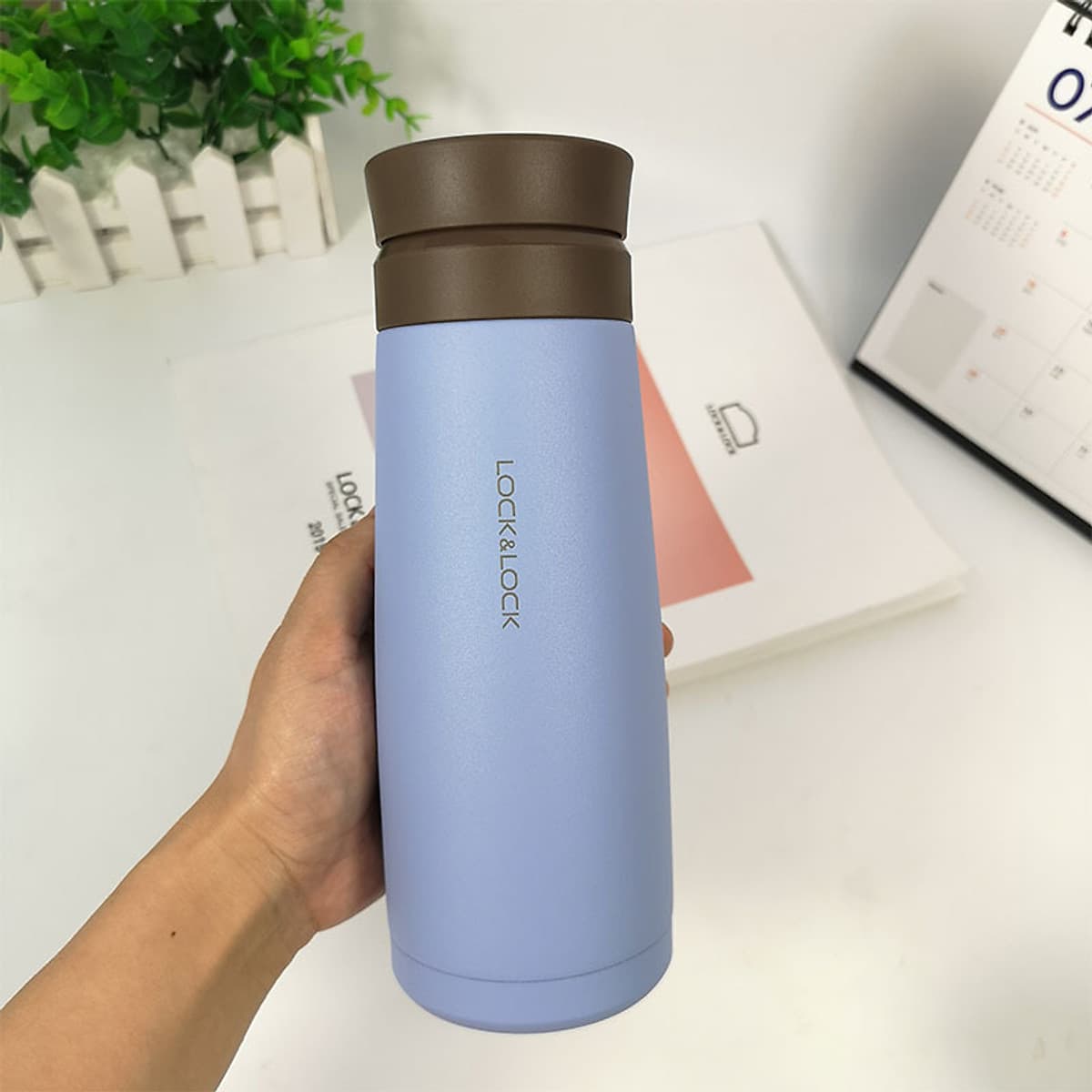 Bình Giữ Nhiệt Lock&Lock Macaron 450ml LHC4230 - Hàng Chính Hãng, Chất Liệu Thép Không Gỉ, Có Lưới Lọc Trà Tiện Dụng Kèm Ống Hút Inox 304