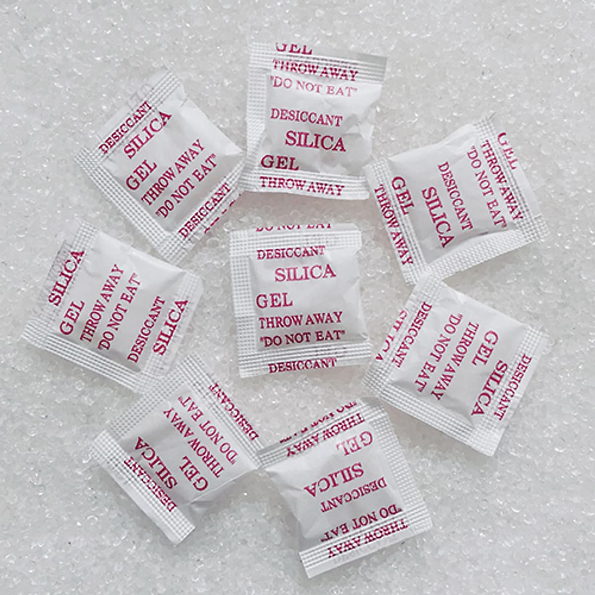 Gói hút ẩm Silicagel loại 1gram dùng đa năng (1kg có 1000 gói nhỏ kích thước 3x3,5cm)