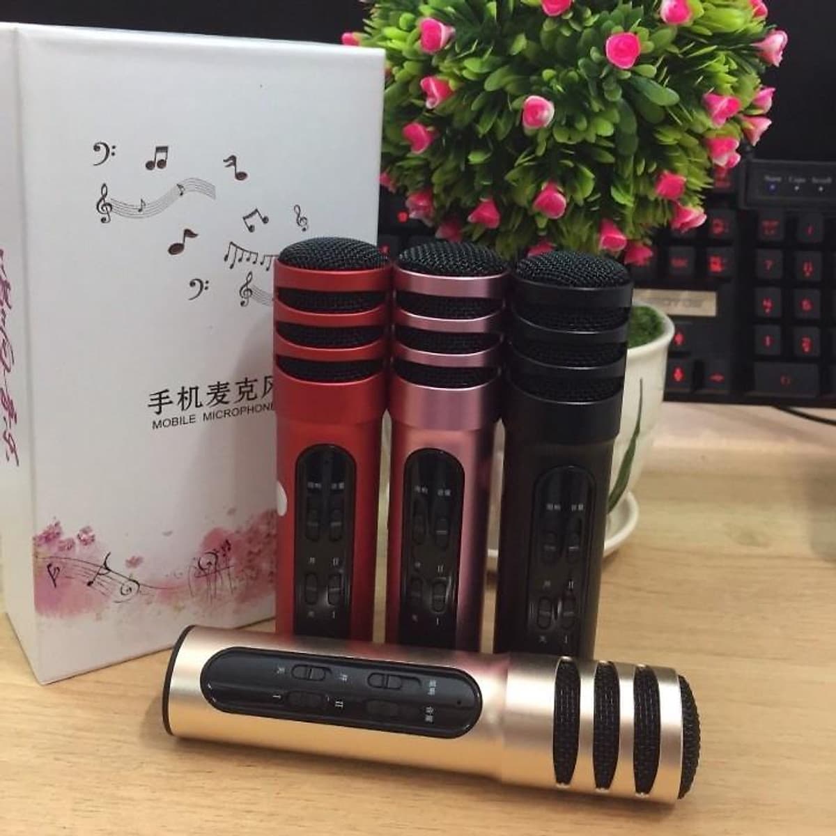 Micro thu âm karaoke live stream C7 loại cao cấp kèm tai phone