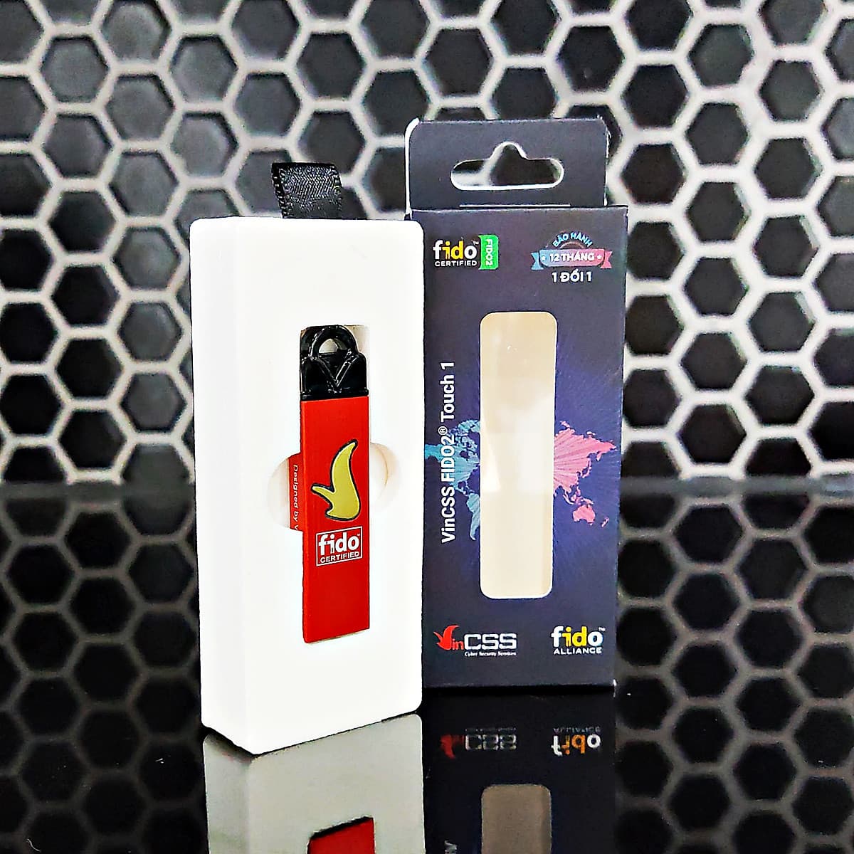 Khóa Xác Thực Mạnh VinCSS FIDO2 Touch 1 (Kết Nối USB Type-A) - Hỗ Trợ Xác Thực An Toàn Không Mật Khẩu, Chuẩn UAF/U2F/FIDO2 - Hàng Chính Hãng 