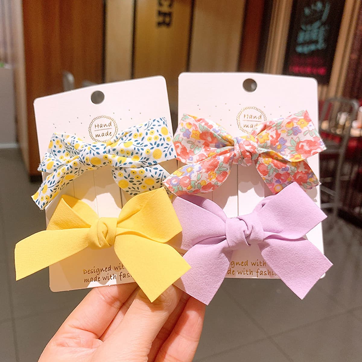 Kẹp tóc cho bé gái set 2 chiếc đính nơ rất dễ thương PK36
