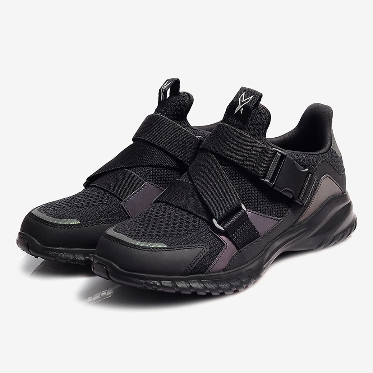 Giày Thể Thao Nữ Bitis's Hunter BKL DSWH02302DEN - Midnight Black Inverted
