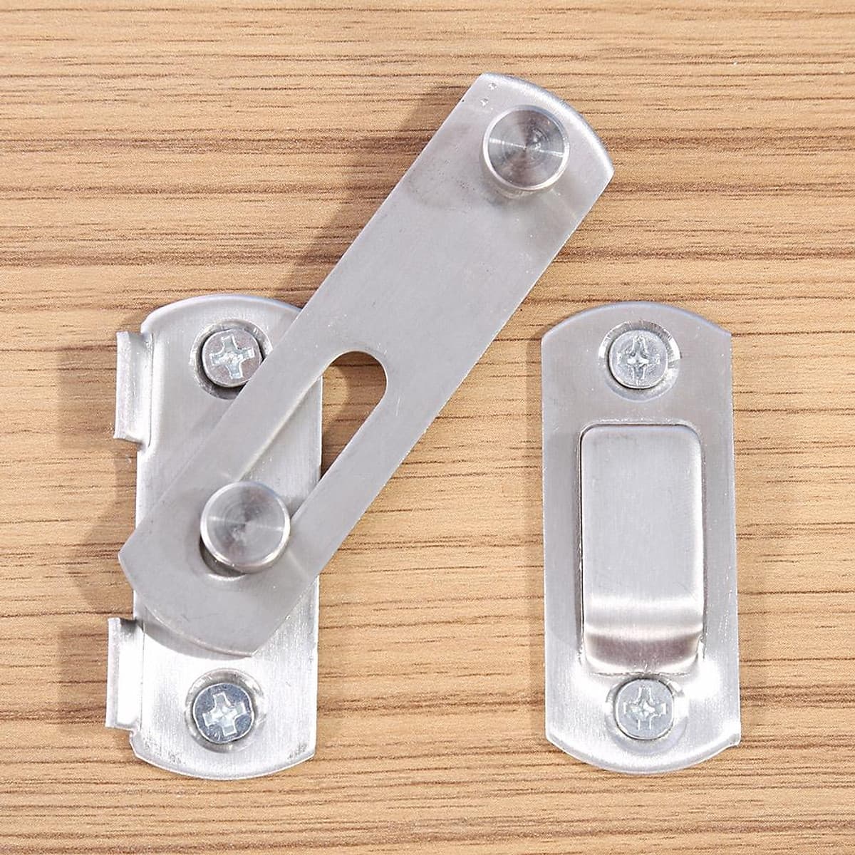 Chốt khóa cài cửa an toàn chất liệu thép không gỉ cao cấp tiện dụng  (7x5cm)