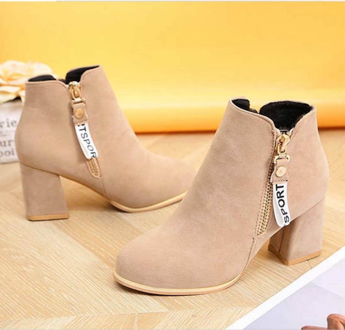 IELGY [Size34-43] Thick bottom women's shoes tide comfortable mid-heel 7cm fashion short boots shoes