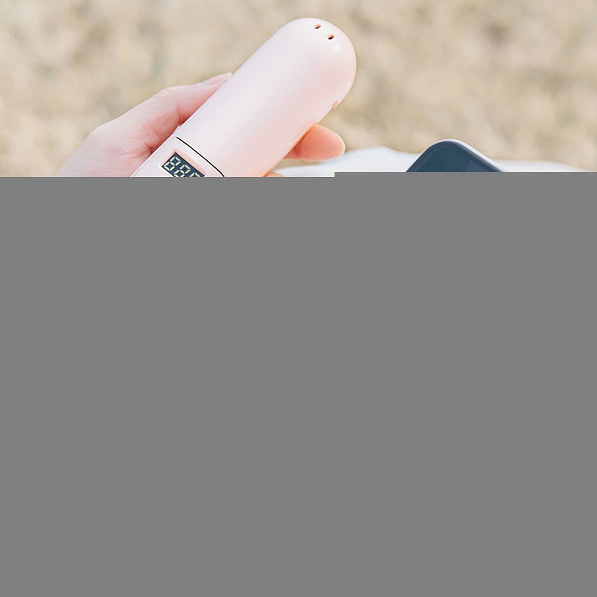 Quạt mini cầm tay kiêm pin sạc dự phòng và kẹp điện thoại 3 trong 1 nhỏ gọn tiện lợi dung lượng 1200mAh thiết kế mặt LED điện tử