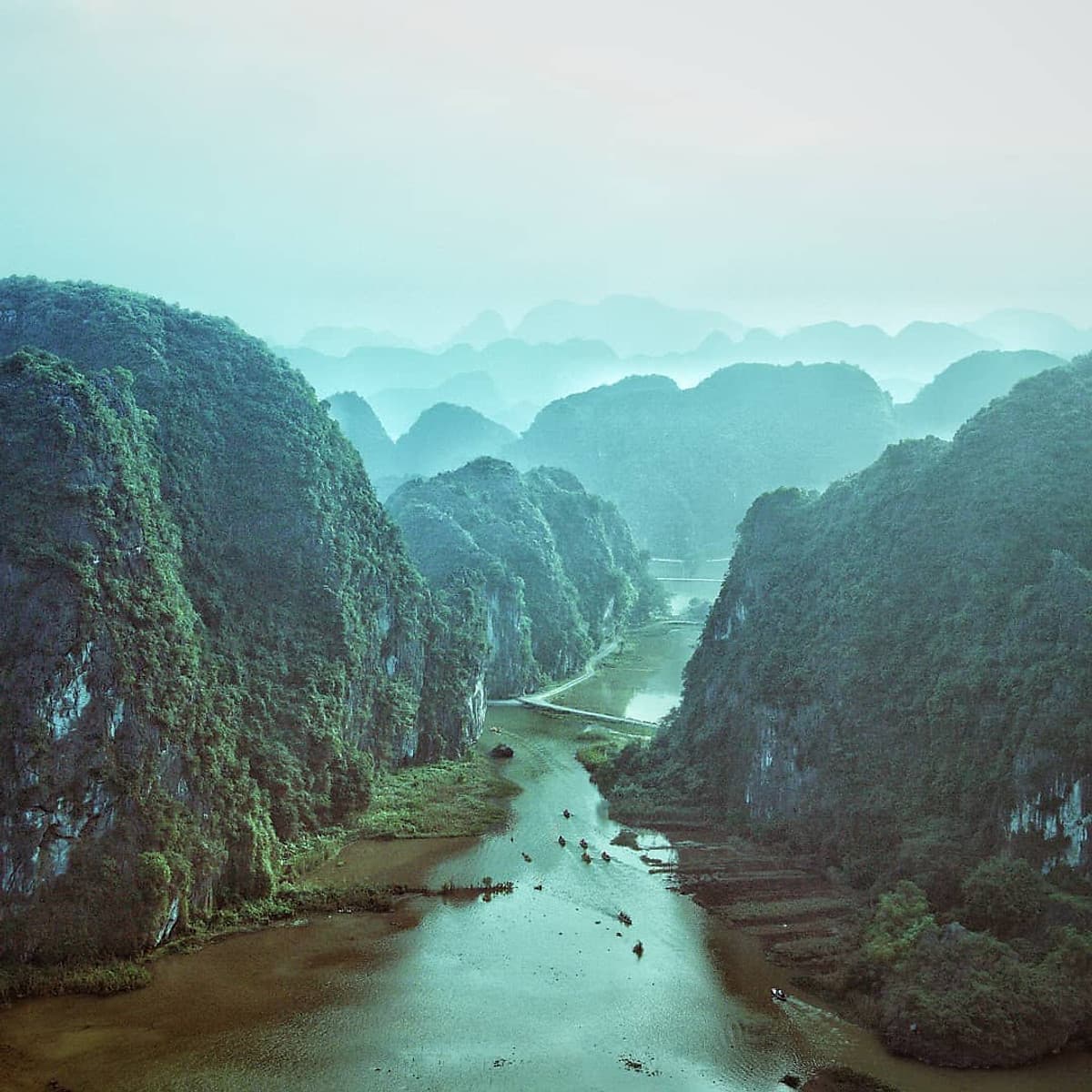 Tour Bái Đính - Tràng An - Hang Múa 01 Ngày, Gồm Ăn Trưa, Khởi Hành Hàng Ngày & Dịp Lễ Từ Hà Nội