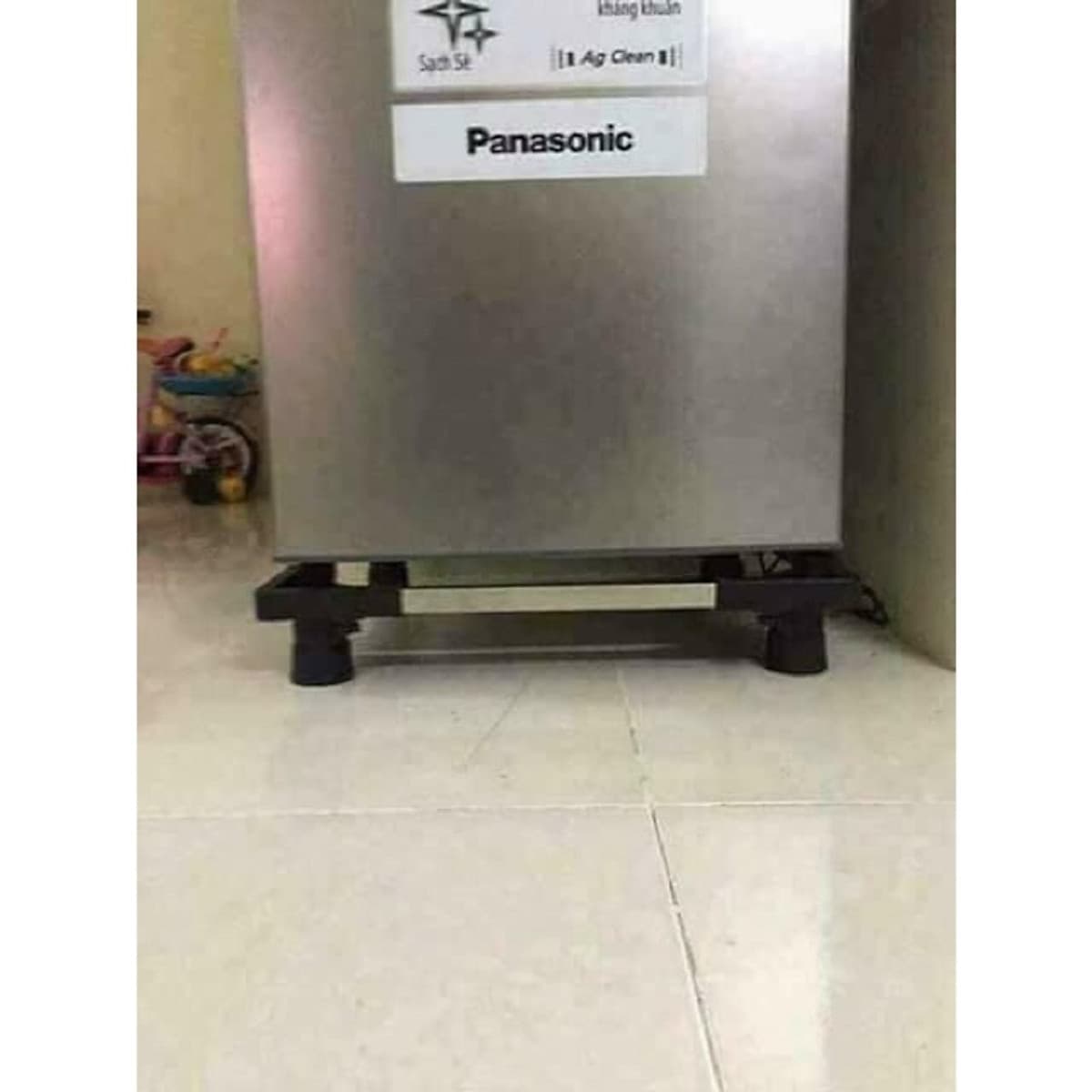Kệ kê tủ lạnh , chân máy giặt chống rung lắc  kich thước thay đổi