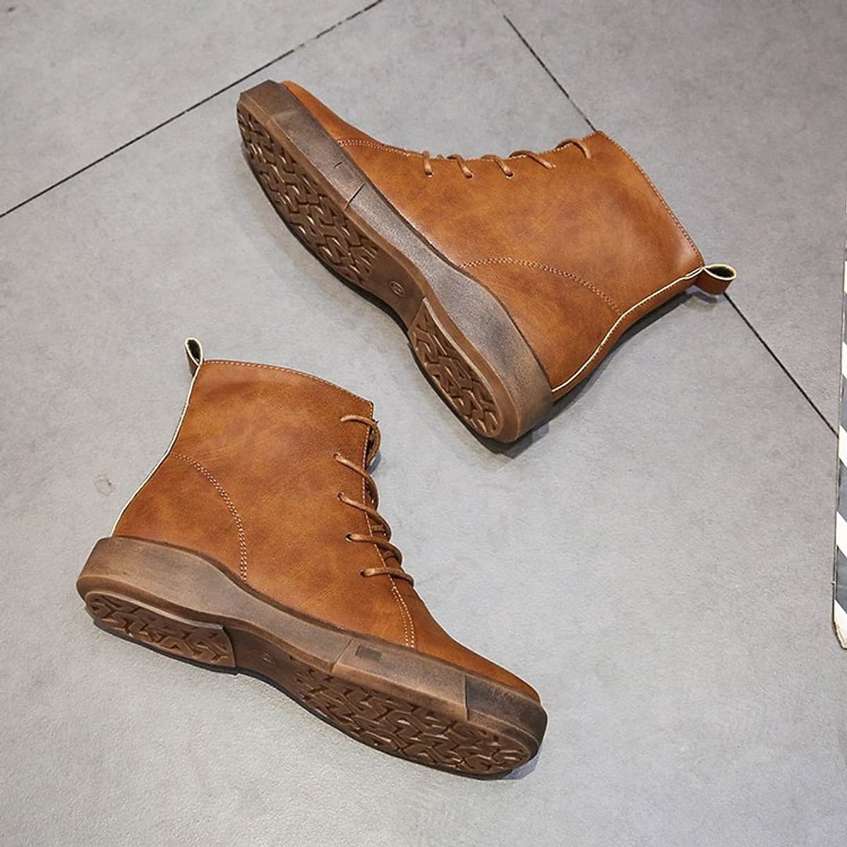 Giày boot phong cách Hàn Quốc trẻ trung cá tính dành cho nữ