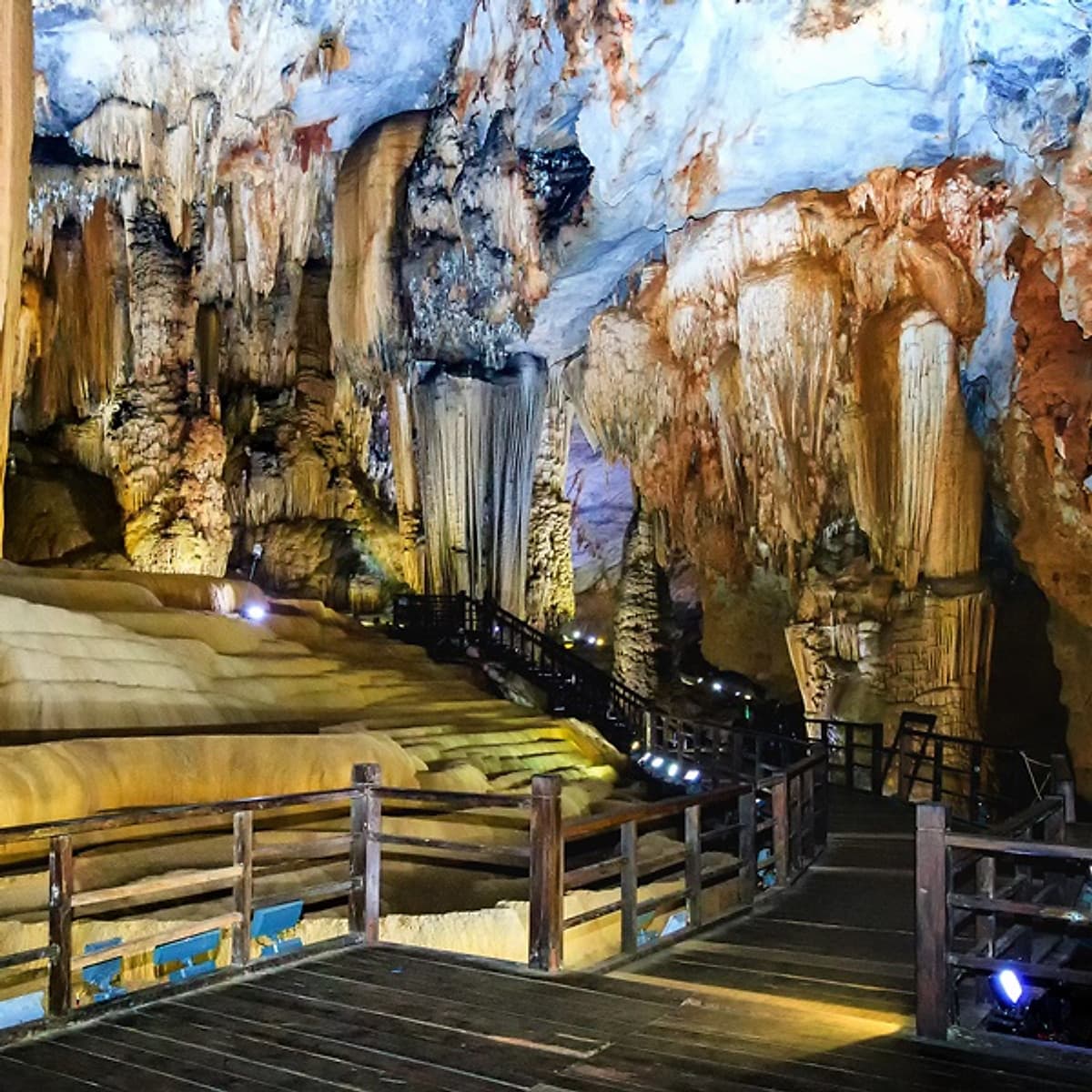 [Tour Xe Lửa] Đà Nẵng - Huế - Thánh Địa La Vang - Động Thiên Đường 3N4Đ Khởi Hành Tối Thứ 05 Hàng Tuần
