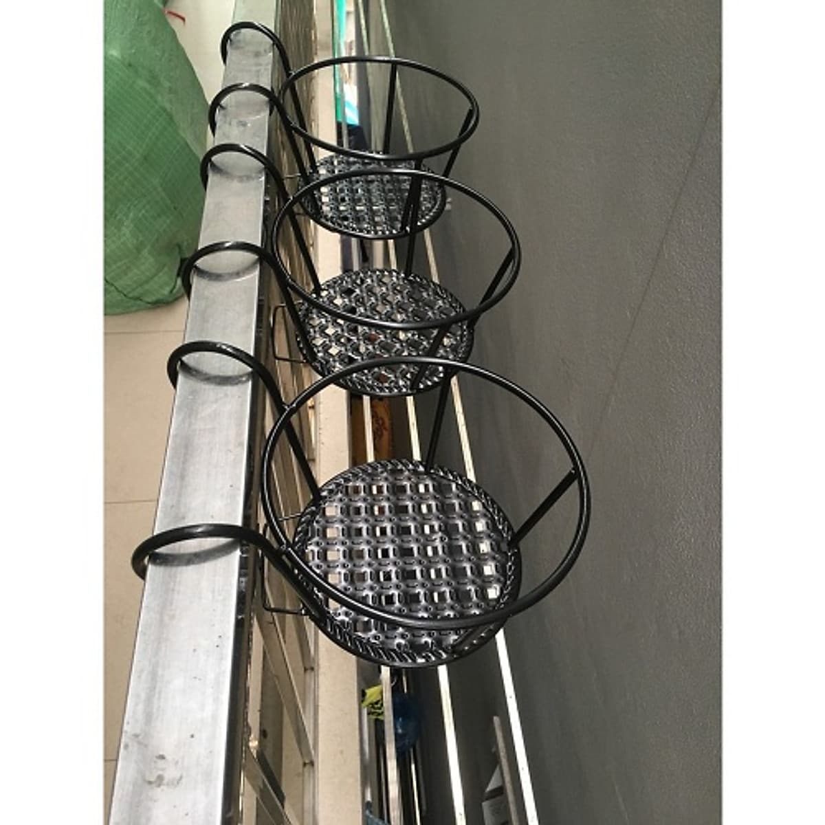 BỘ 5 KỆ ĐỂ HOA BAN CÔNG BẰNG SÁT -ĐEN 