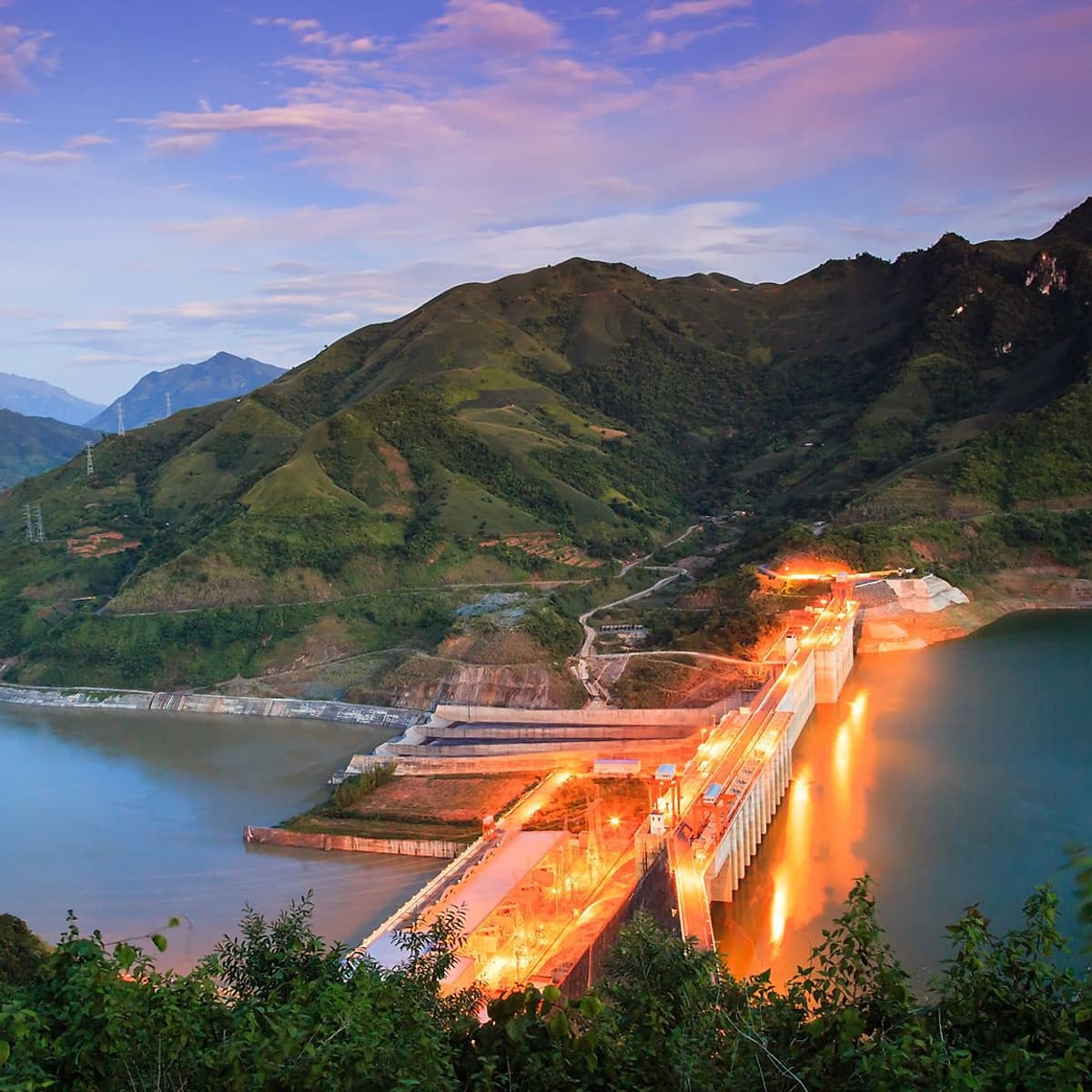[Tour Tết] tham quan Hà Nội - Mộc Châu - Ninh Bình 4 ngày 3 đêm mùng 2 - 3- 4 Tết khởi hành tại thành phố Hồ Chí Minh bằng máy bay Vietjet Air
