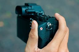 Máy Ảnh Sony Alpha A7 Mark II Body - Hàng chính hãng