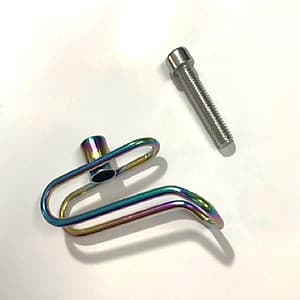 Móc treo đồ titan dành cho xe máy