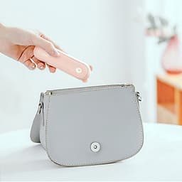 Quạt đa năng cầm tay Gấu - kiêm đèn pin, sạc dự phòng - màu trắng