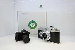 Bộ 2 pin và sạc đôi RavPower NP-FW50 cho Sony A6000, A6300, A6500, A7, A7 II, A7R, A7S... - Hàng chính hãng