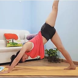  Khóa học YOGA- 30 ngày Yoga đánh thức sức mạnh vẻ đẹp- UNICA.VN