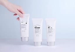 Kem chống nắng làm sáng da, giảm bóng nhờn Klairs Soft Airy UV Essence SPF50/PA++++ 80ml