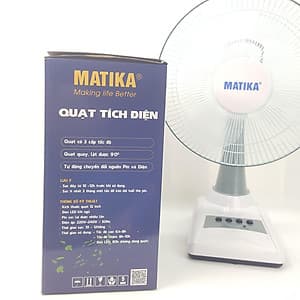 Quạt tích điện Matika 18W nhỏ gọn, thích hợp nhiều không gian màu trắng xám MTK-6312