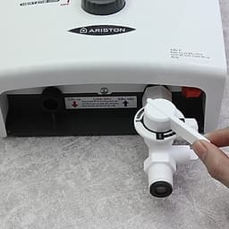Máy Nước Nóng Ariston SB35E-VN (3500W)