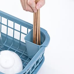 Kệ (rổ) úp chén bát, đĩa và thìa đũa có khay thoát nước khô thoáng, tiện lợi 45X23X13cm - Giao màu ngẫu nhiên