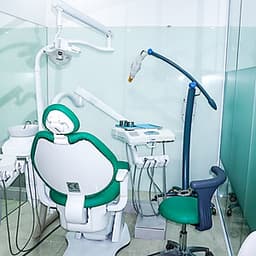 Nhổ Răng Khôn Cấp Độ 2 Tại Nha Khoa Moli