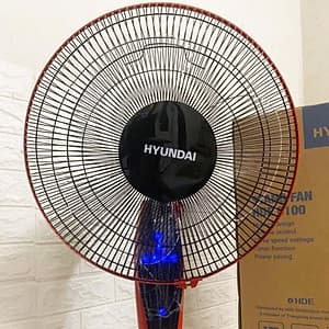 Quạt cây có điều khiển Hyundai HDE 6100, hàng chính hãng