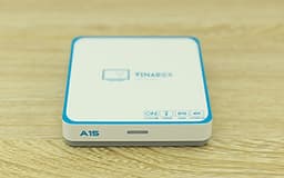 Android TV Box Vinabox A15 2020 Có Điều khiển giọng nói Ram 2G/ Rom 16G - Hàng Chính Hãng
