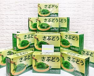 Rong Nho Biển Khô (Tách Nước) Sabudo Nhật Bản Hộp 12 Gói [ Tặng 12 gói sốt mè rang KEWPIE]