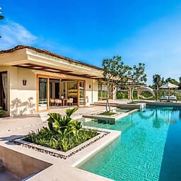 Gói 3N2Đ Fusion Resort 5* Phú Quốc - Villa 01 Phòng Ngủ Hồ Bơi Riêng, Buffet Sáng, Tặng Gói Spa, Tặng Voucher Ăn Uống 1 Triệu Trong Tuần, Đón Tiễn Sân Bay, Dành Cho 02 Người Lớn & 02 Trẻ Em Dưới 12 Tuổi