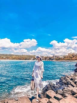 KHÁM PHÁ XỬ SỞ HOA VÀNG TRÊN CỎ XANH