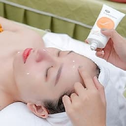 Thư Giãn Ủ Dưỡng Chất Giúp Da Trắng Mịn Tại Thẩm Mỹ Nắng Mai