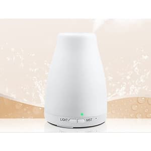 Máy Phun Sương Tạo Độ Ẩm Nhiều Màu Sắc- Tặng Chai Tinh Dầu Qasto-Giao Màu Ngẫu Nhiên