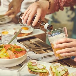 Thùng 24 Chai Bia Hoegaarden (330ml / Chai)