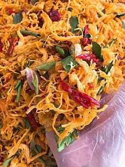 COMBO 2 HŨ KHÔ GÀ XÉ LÁ CHANH (GÀ CHÀ BÔNG CAY) TÂN LỘC PHÁT - MỖI HŨ 300G