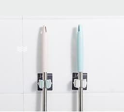 Bộ 2 móc treo chổi, cây lau nhà dụng cụ tẩy rửa nhà tắm dán tường chống khuẩn tiết kiệm không gian chịu lực tối đa 5Kg