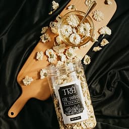 Trà Hoa Cúc Trắng Sấy Khô Nguyên Bông DK Harvest - 50g - có vị đắng, cay, tính mát, tác dụng thanh nhiệt, hạ hỏa, giải độc.