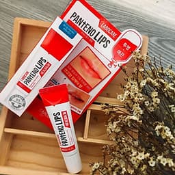 Son dưỡng trị Thâm Môi dùng ban đêm Mediheal Labocare Pantenolips Healbalm 10ml