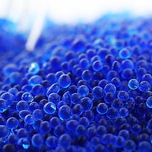 500g hạt hút ẩm Xanh Silicagel Blue và 5 túi vải  - Hạt chuyển màu khi no ẩm