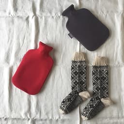 Túi chườm nóng lạnh Fashy Đức dòng bọc lông cừu phù hợp cho người lớn