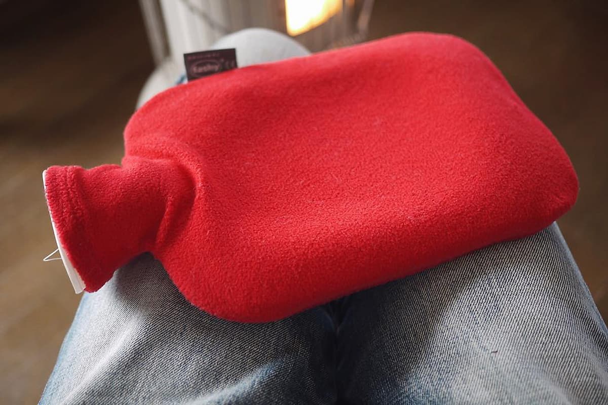 Túi chườm nóng lạnh Fashy Đức dòng bọc lông cừu phù hợp cho người lớn