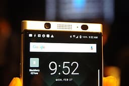 Điện Thoại BlackBerry KEYone (Silver) - Hàng Chính Hãng