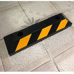 Chặn bánh xe cao su