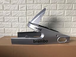 ỐP GẤP CHO WINNER X CÓ CHẮN BÙN CON CÓ TEM CHỮ BREMBO, RIZOMA